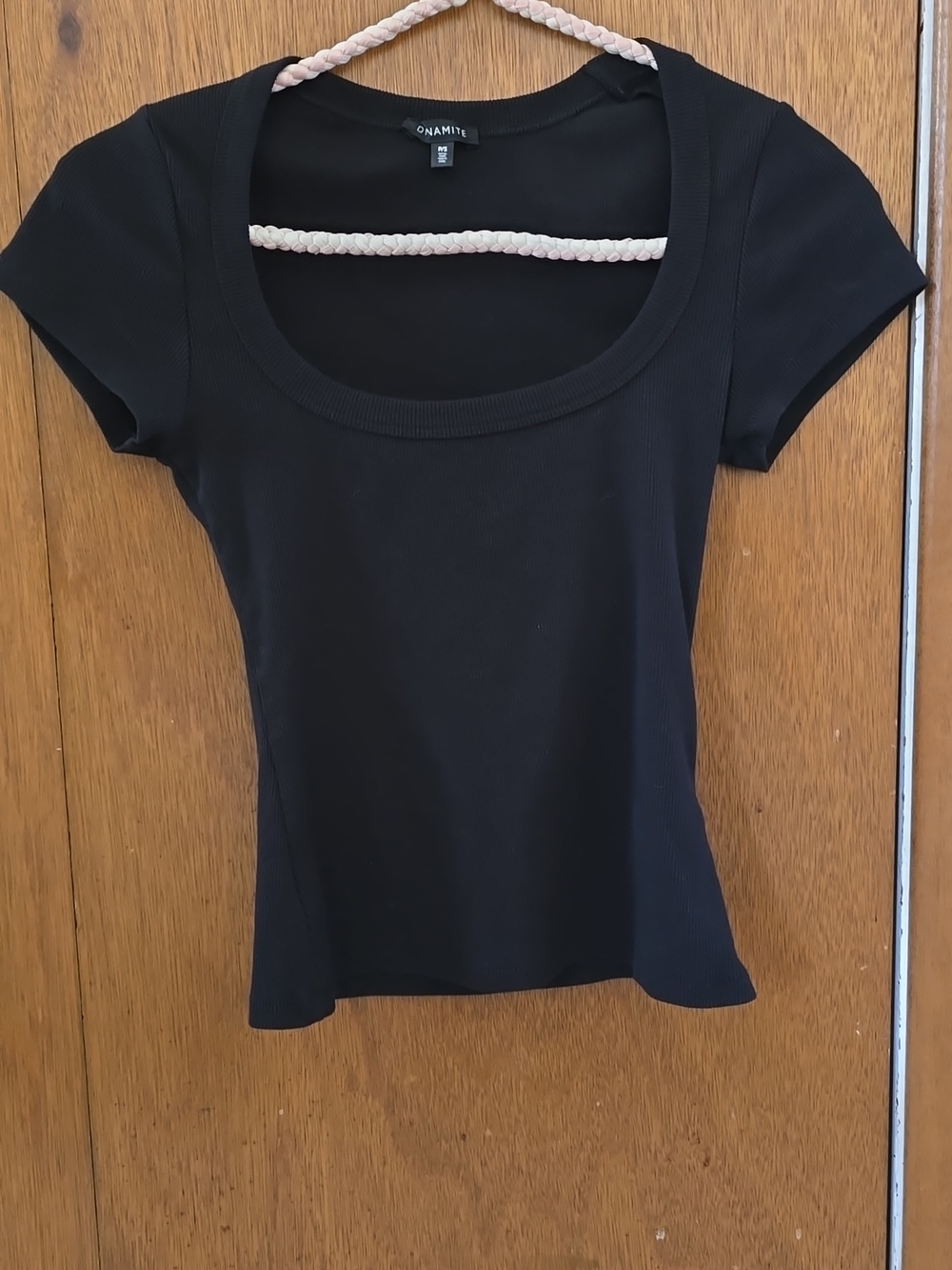 Black Scoop Neck Short Sleeve Tee